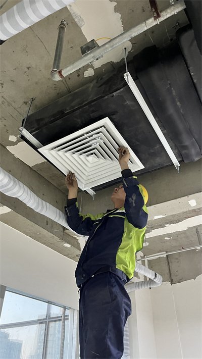 美的中央空調清洗 美的中央空調清洗